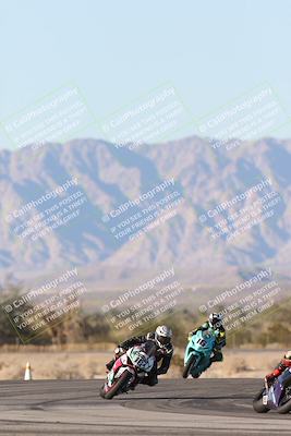 media/Dec-07-2025-CVMA (Sun) [[3e7d2de5dc]]/Race 16-Formula Middleweight/